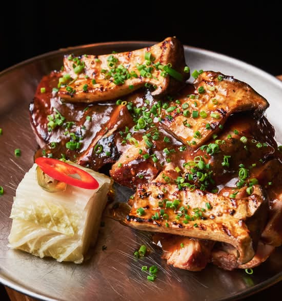 GOCHUJANG CHAR SIU GLAZED PORK COLLAR + KING OYSTER MUSHROOM + WHITE KIMCHI
