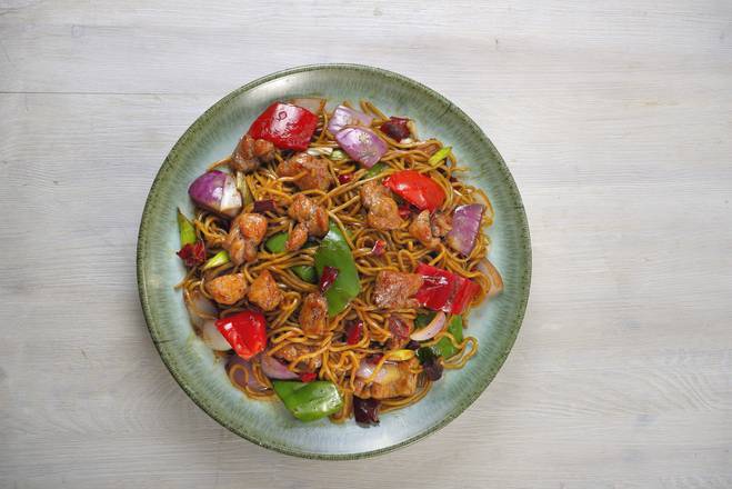 40. Stir Fried Noodles with Chicken in Kung Pao Sauce