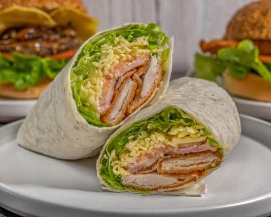 BLT Schnitzel Wrap