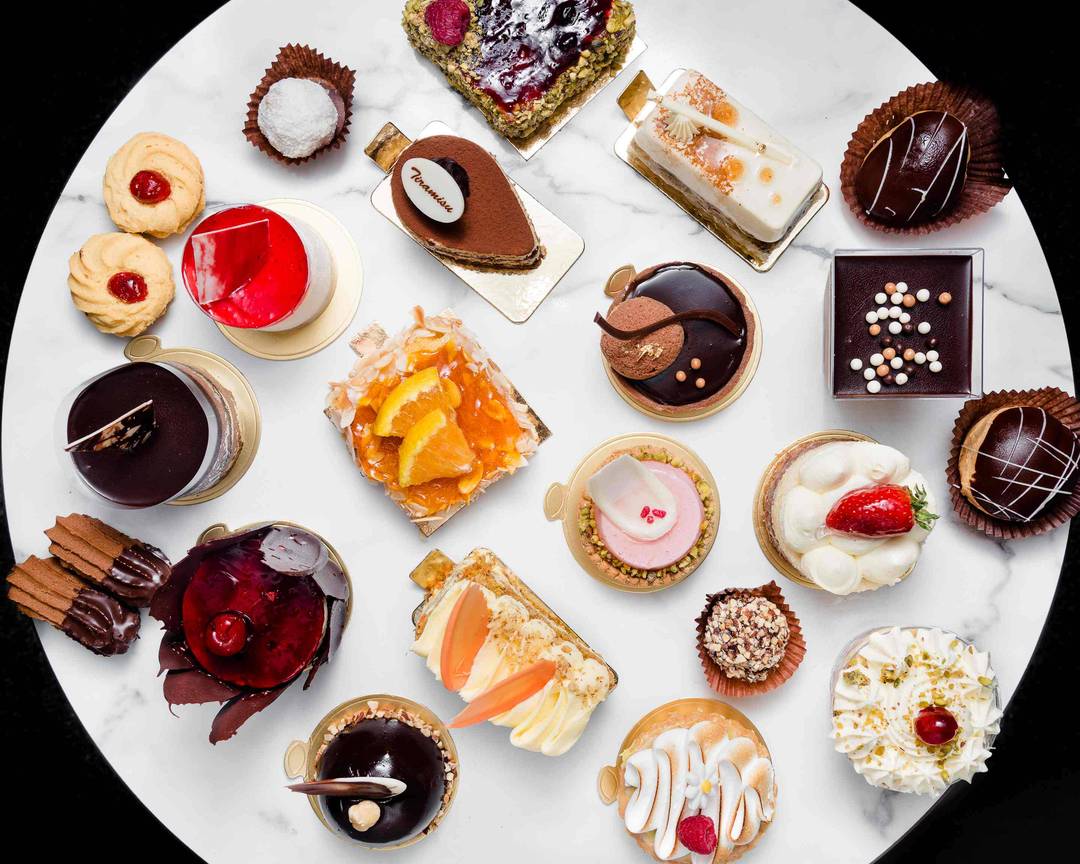 Born To Bake Greek Patisserie cafe cover