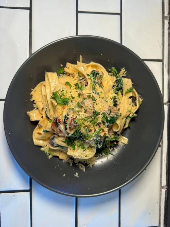 Chicken Fettuccine Alfredo