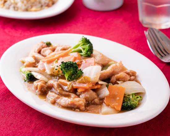 Garlic Chicken with Onion and Vegetables