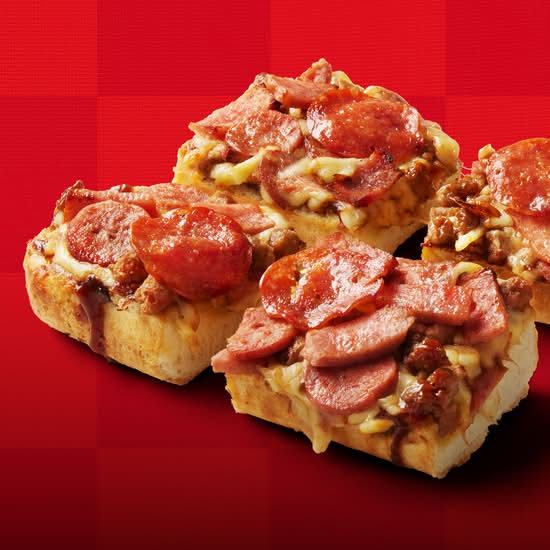 BBQ Meatlovers Loaded Garlic Bread
