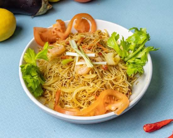 Singapore Fried Rice Noodles