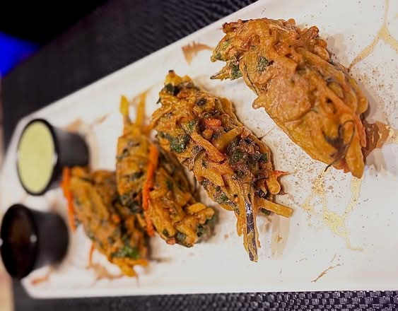 Mix vegetables pakoras