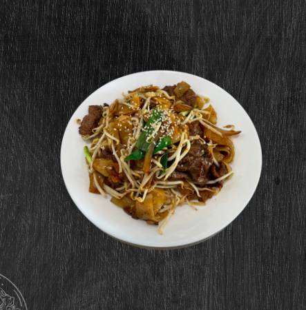 Stir-fry Rice Noodle with Beef