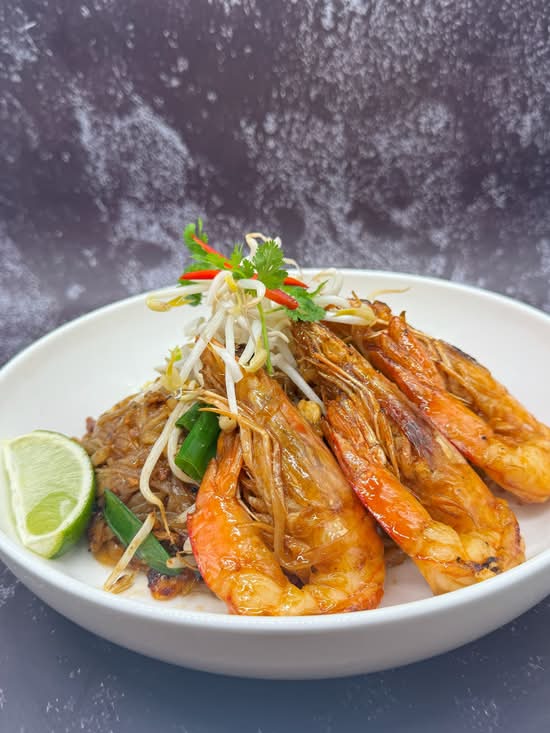 Pad Thai Goong Sod