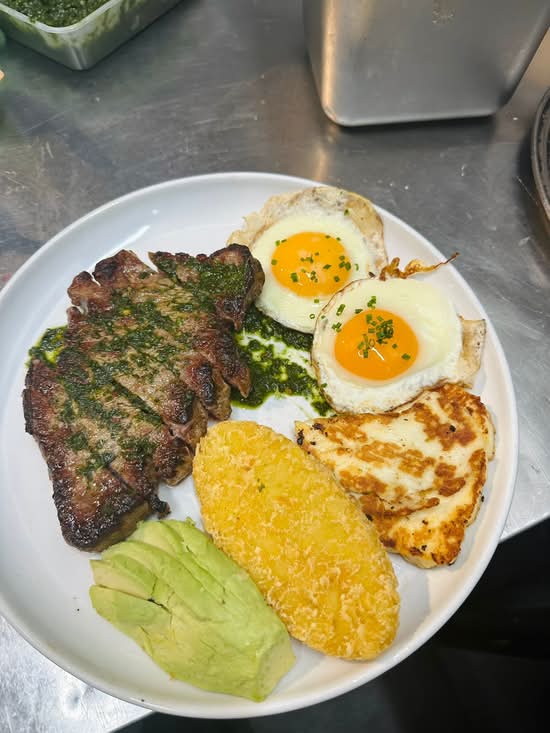 STEAK & EGGS