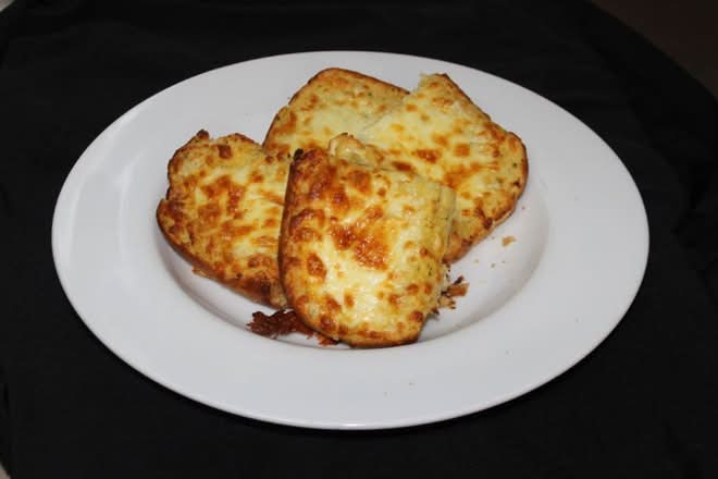 Cheesy Garlic Bread