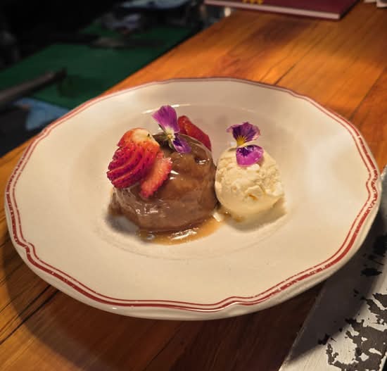 Sticky Date Pudding