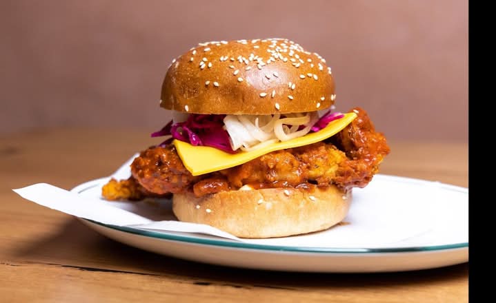 Hot Chicken Burger