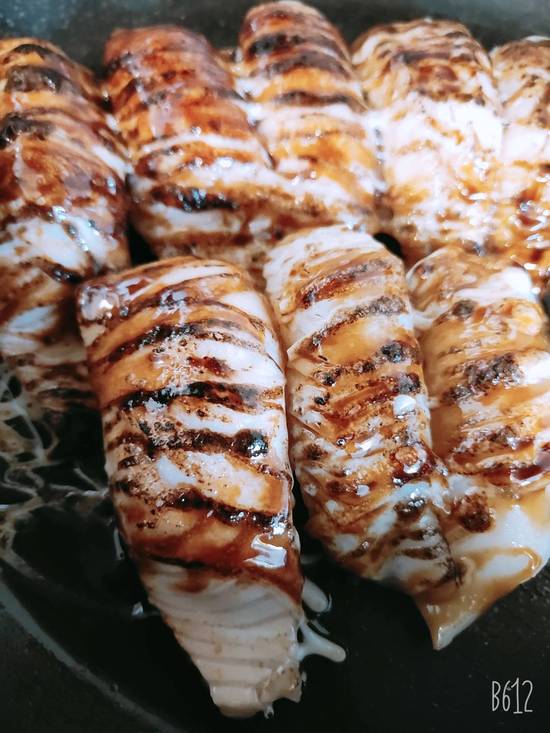 10pc Grilled Salmon Nigiri