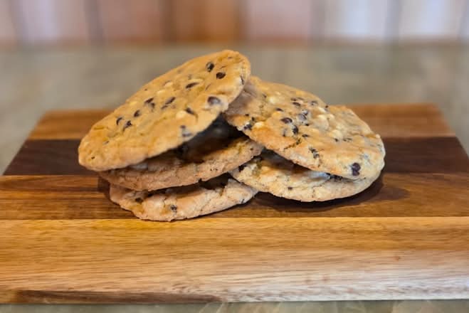 Double Choc Chip Cookie