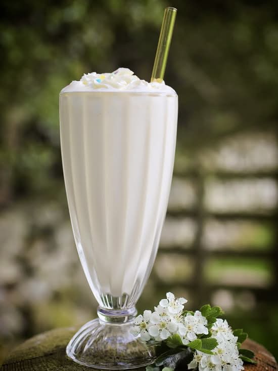 Vanilla milkshake