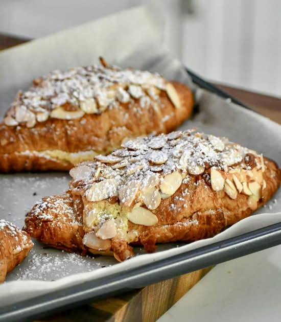 Almond croissant