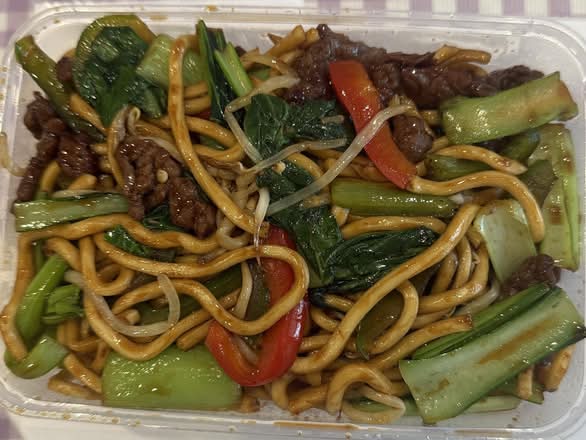 Stir Fried Noodle with Beef