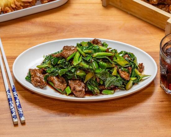 Stir Fried Beef and Chinese Broccoli