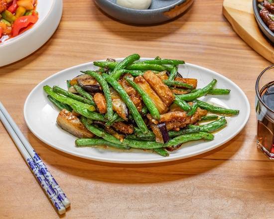 Braised Eggplant and Green Beans with Oyster Sauce