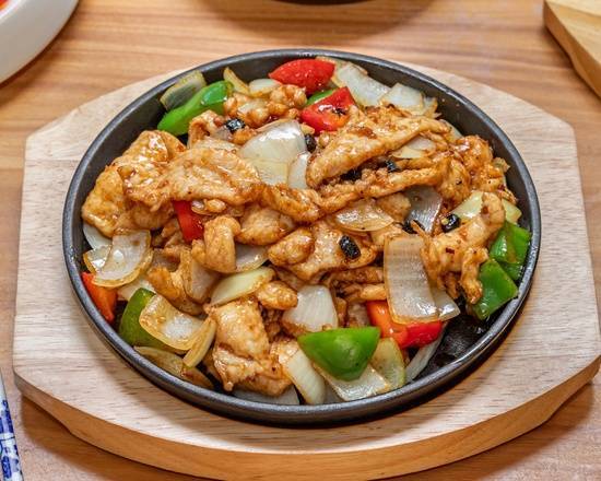 Stir Fried Chicken with Black Bean Sauce