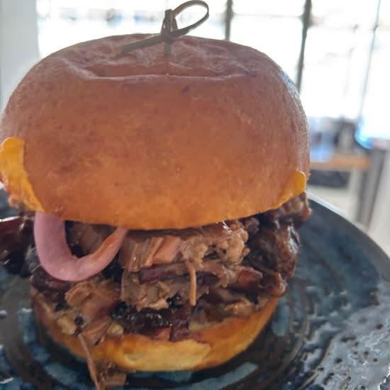 BEEF BRISKET BUN