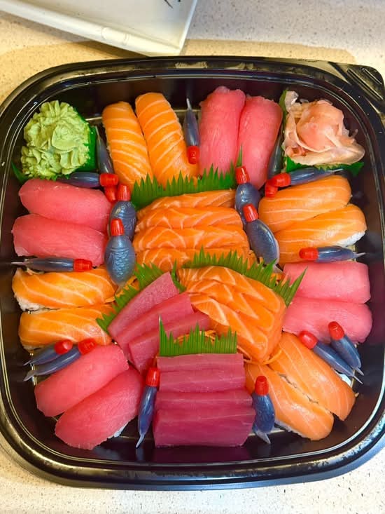 Sushi & Sashimi Platter 30pcs