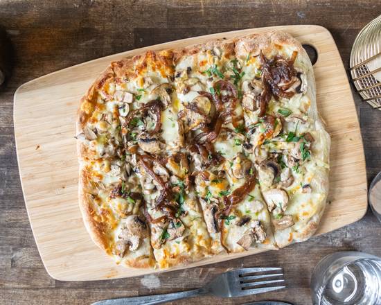 Forever Mushroom Pizza (V)