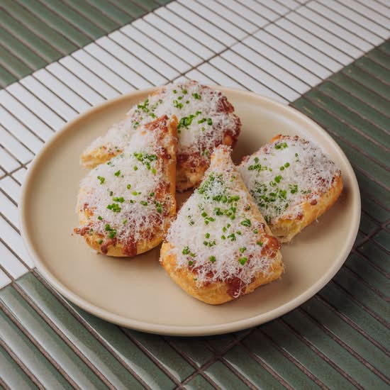 Cheesy Garlic Bread