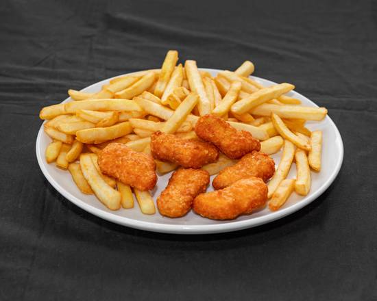 Chicken Nuggets and Chips