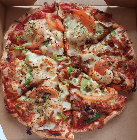 Low Fat Deluxe Pizza