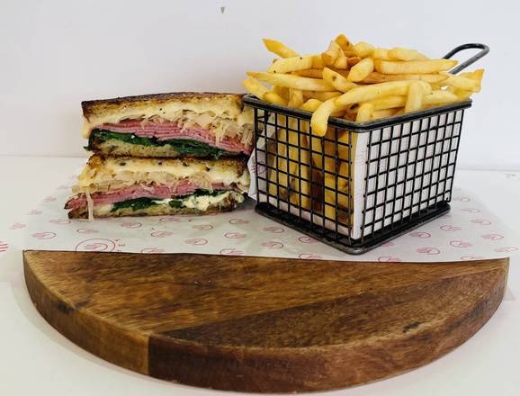 Rueben Sandwich with Fries