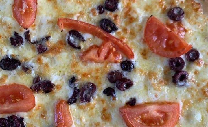 Cheese, Tomato and Olive Pizza