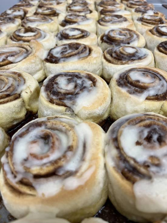 Mini Cinnamon Scroll with Cream Cheese Icing x6