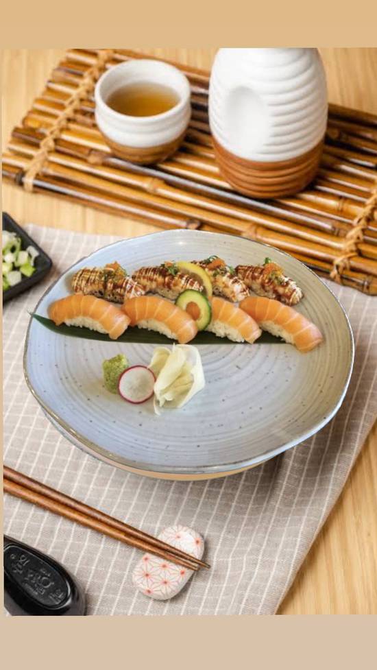 Salmon sushi combo plate