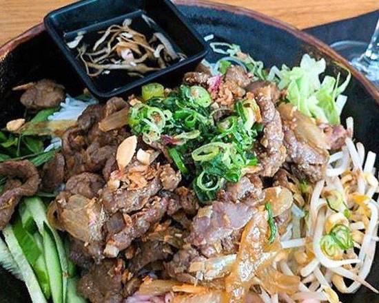 Wok Tossed Beef Bun Vermicelli Bowl