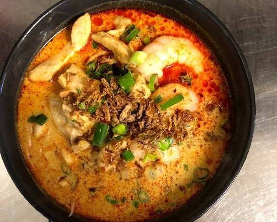 Chicken and Prawn Laksa