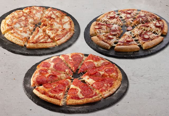 Family Value Bundle (3 Pizzas)