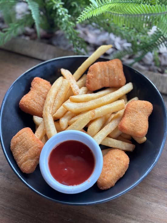 Kids Nuggets and Chips
