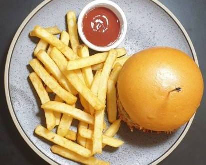 Cheese Burger & Chips
