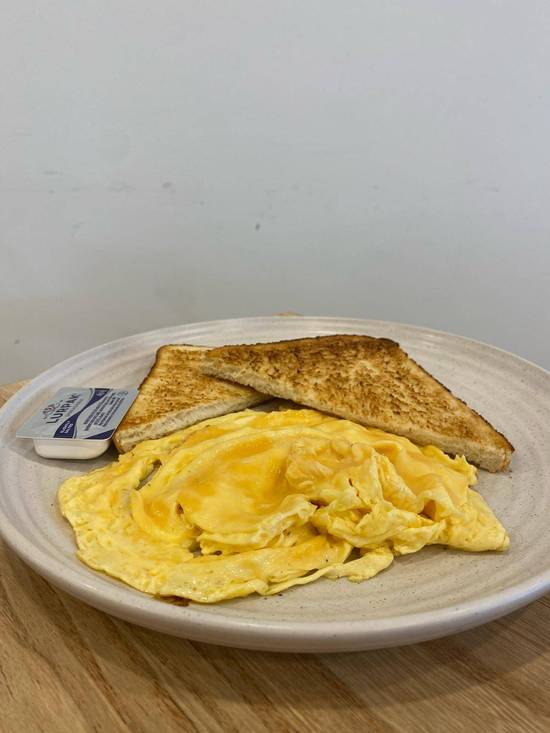 Scrambled Egg on Toast