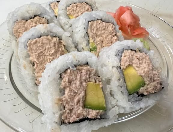 Cooked Tuna Avocado Roll