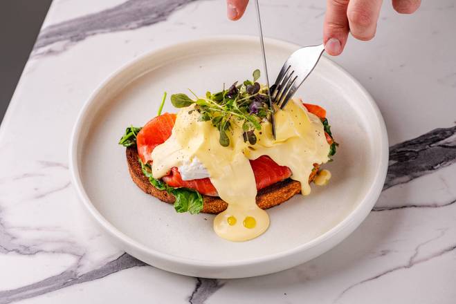 Eggs Benedict