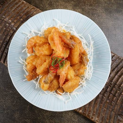 Crispy King Prawn tossed with Salted Egg Yolk Glace (I)
