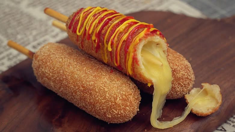 🧀🌭 Cheese Corn Dog