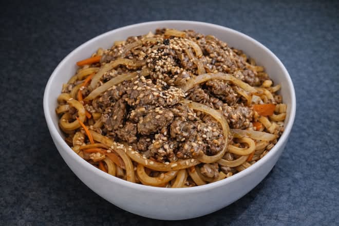 🥩🔥🍜 Beef Stir-Fried Udon