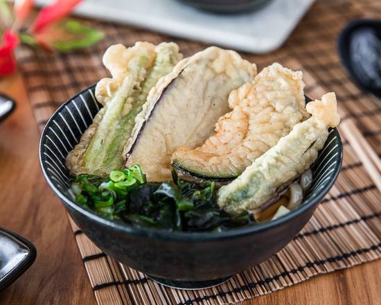 Vege Tempura Udon with Edamame