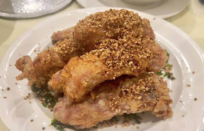 Crispy Pork Ribs with Garlic