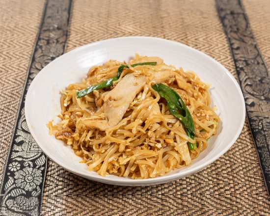 Chicken Pad Thai Noodles