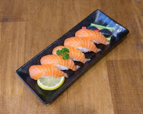 Fresh Salmon Nigiri