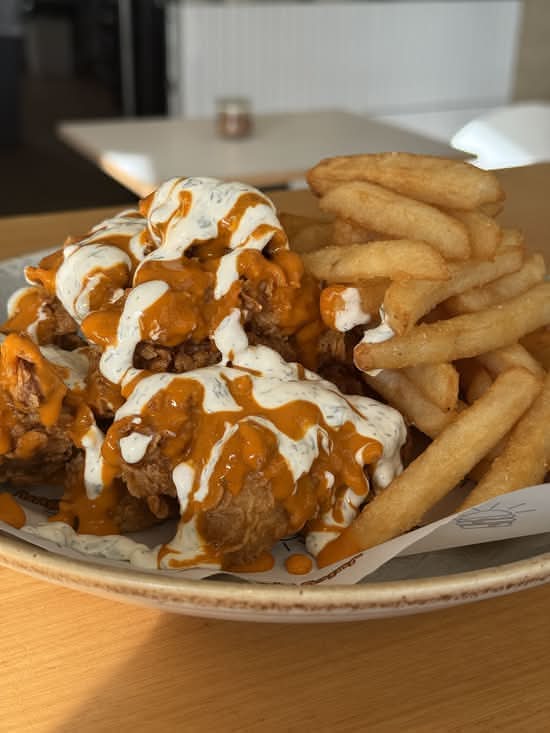 Boneless Buffalo Chicken and Chips