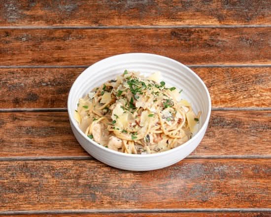 Spaghetti Chicken Carbonara